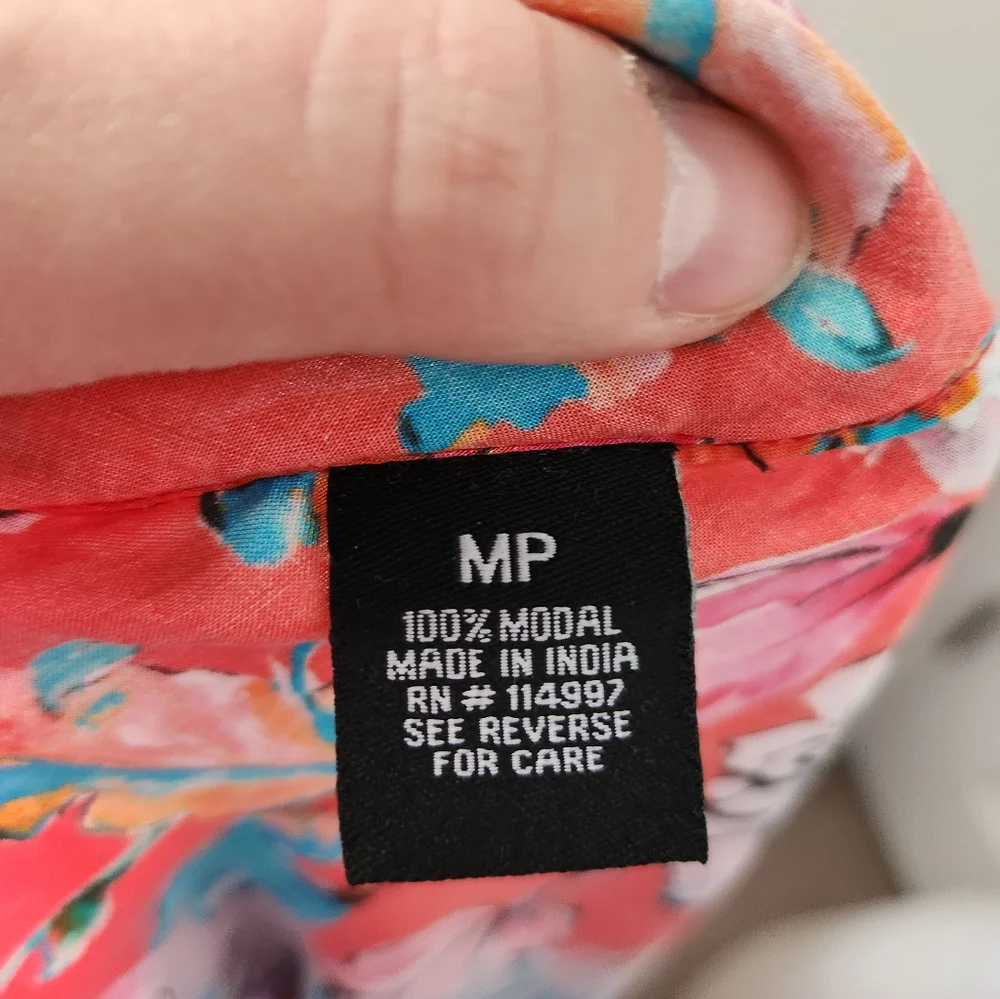 NWOT Tolani Pink and Blue Poppy Floral Kimono Poncho - Picture 4 of 4